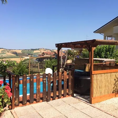 Ca'silvia Oda ve Kahvaltı San Savino (Rimini)